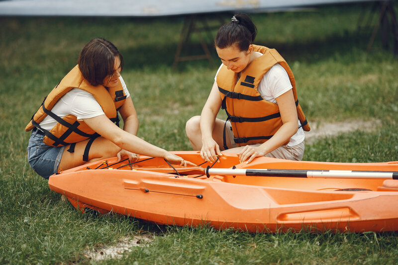 how to tie down a kayak 2